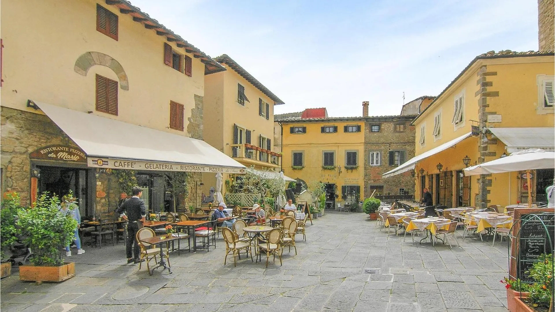Amazing Home In Larciano
